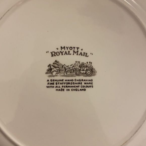 Staffordshire “Myott Royal Mail” hand engraved set of 2 plates - Picture 5 of 7